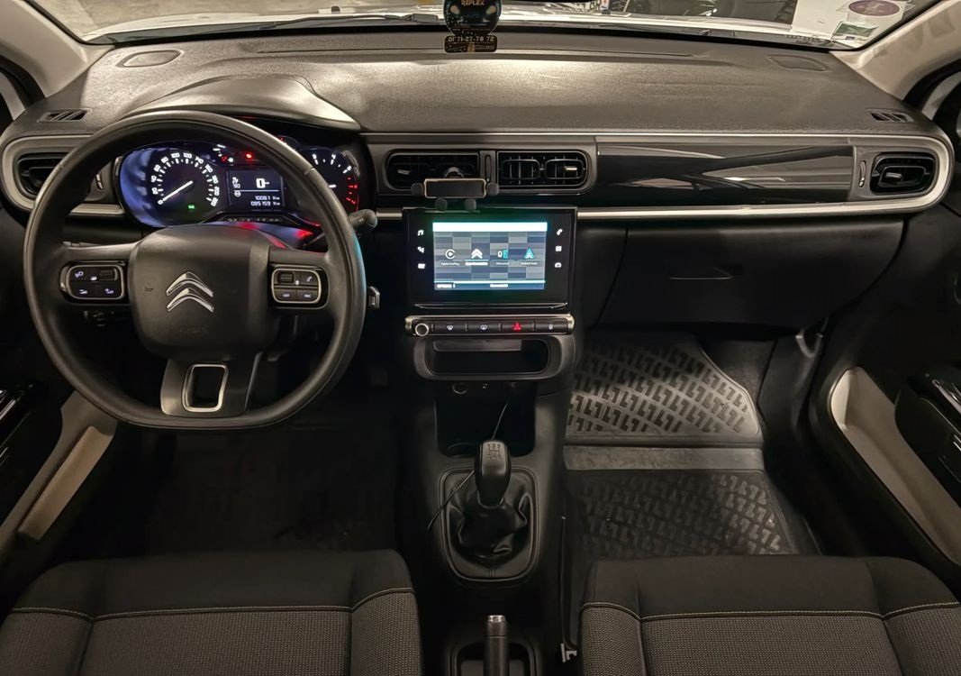 Photo véhicule vue 4