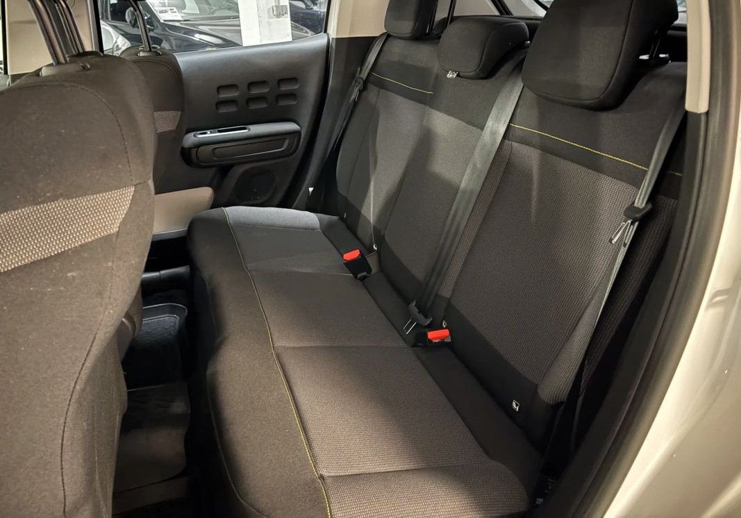 Photo véhicule vue 6