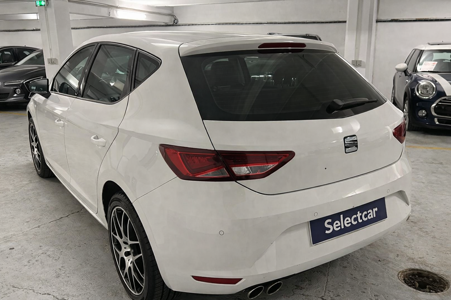 Photo véhicule vue 13